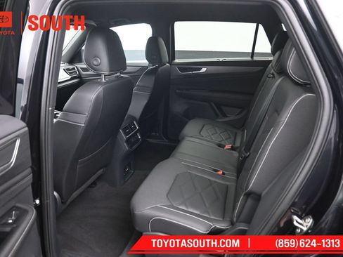 Used 2026 Volkswagen Atlas Cross Sport SE AWD/4WD image 10