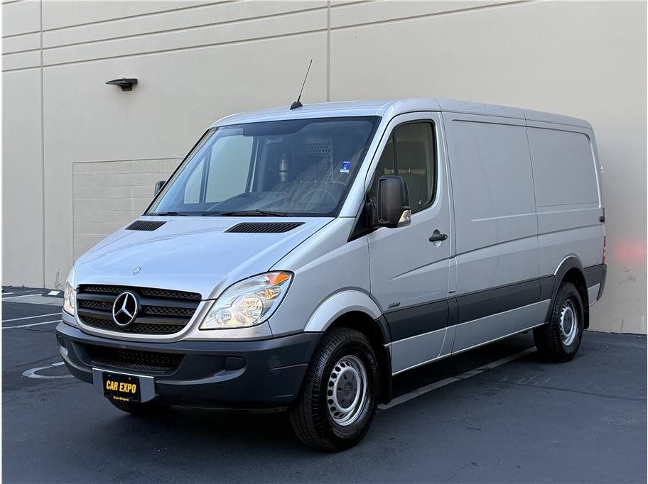 Used 2013 Mercedes-Benz Sprinter 2500 image 3