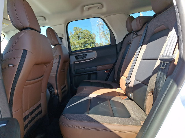 Used 2025 Ford Bronco Sport Outer Banks AWD/4WD image 10