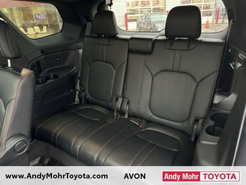 Used 2023 Honda Pilot TrailSport image 36