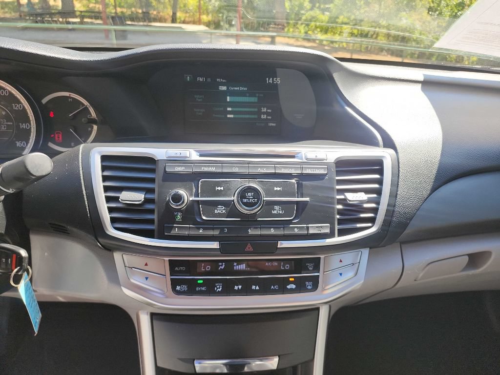 Used 2015 Honda Accord LX image 20