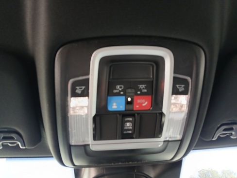 New 2026 RAM 4500 Tradesman w/ Laramie Trim Package image 32