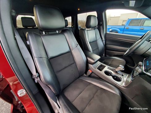 Used 2019 Jeep Grand Cherokee Altitude image 16