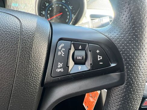 Used 2015 Chevrolet Cruze LS FWD image 50