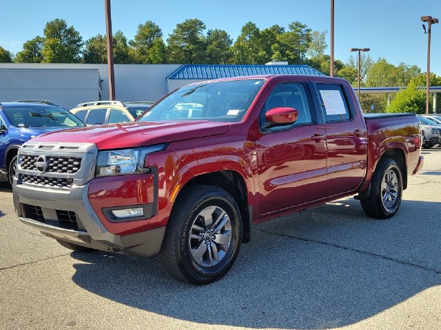 Used 2025 Nissan Frontier SV w/ SV Convenience Package RWD image 3