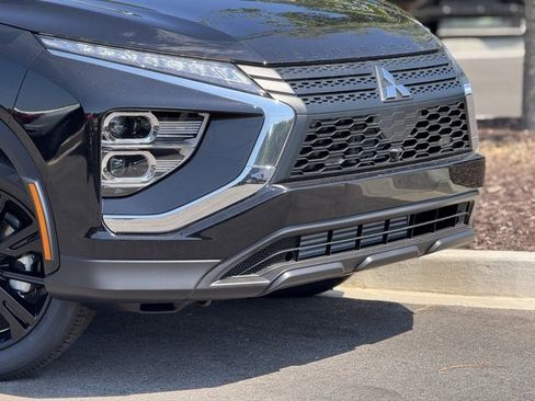 New 2025 Mitsubishi Eclipse Cross AWD image 3