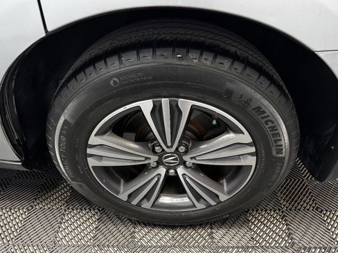 Used 2018 Acura MDX Base 4dr SUV image 18