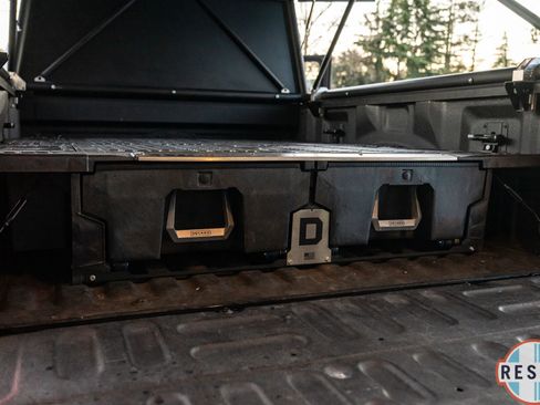 Used 2020 Ford F350 Platinum w/ Tremor Off-Road Package image 37