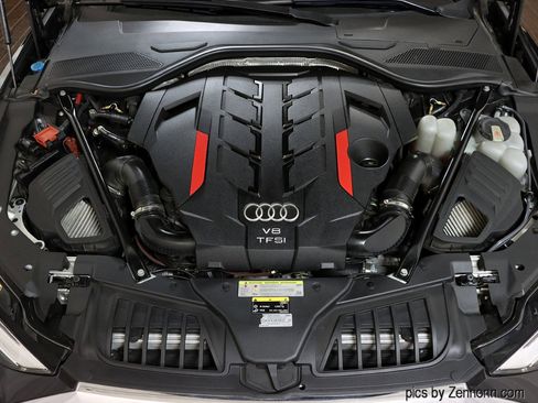 Used 2020 Audi S8 L w/ S8 Executive Package image 39