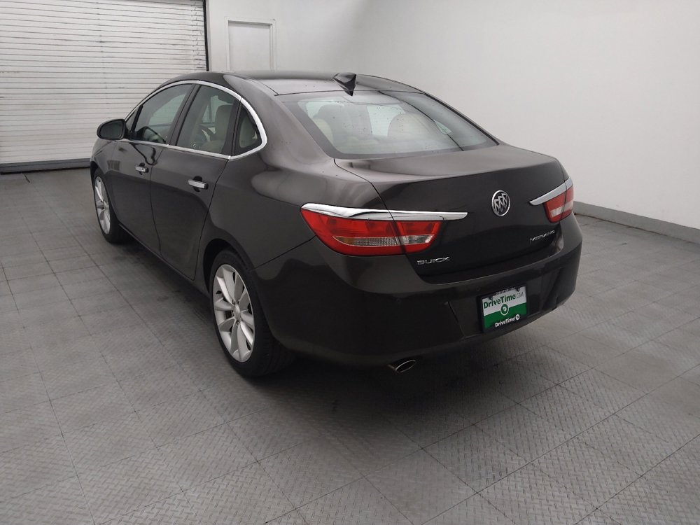 Used 2016 Buick Verano Leather w/ Driver Confidence Package FWD image 5