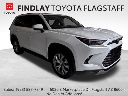Used 2025 Toyota Grand Highlander AWD image 1