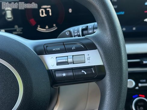 Used 2025 Hyundai Tucson SEL image 18