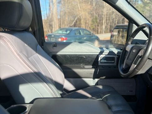 Used 2012 Ford F150 Platinum image 22