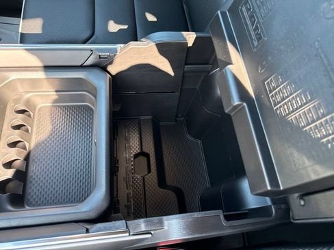 New 2026 RAM 1500 Laramie AWD/4WD image 29
