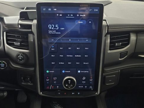 Used 2024 Ford Expedition Max Platinum image 32