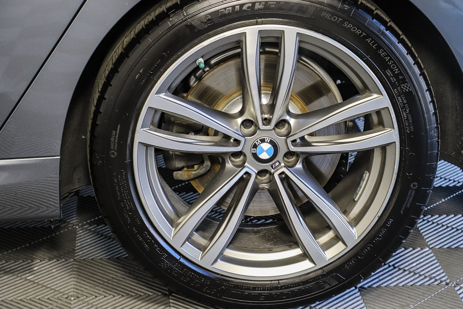 Used 2018 BMW 640i Gran Turismo xDrive AWD/4WD image 12