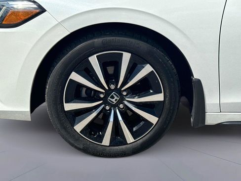 Used 2024 Honda Civic EX-L image 11