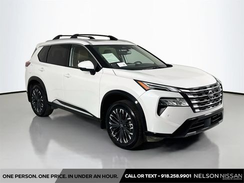 Certified 2026 Nissan Rogue Platinum w/ Platinum Premium Package AWD/4WD image 3