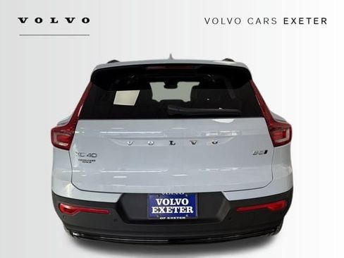 New 2026 Volvo XC40 B5 Plus w/ Protection Package Premier AWD/4WD image 4