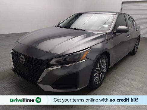 Used 2024 Nissan Altima 2.5 SV w/ SV Premium Package FWD image 1
