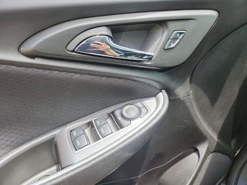 Used 2024 Chevrolet Malibu LS FWD image 5