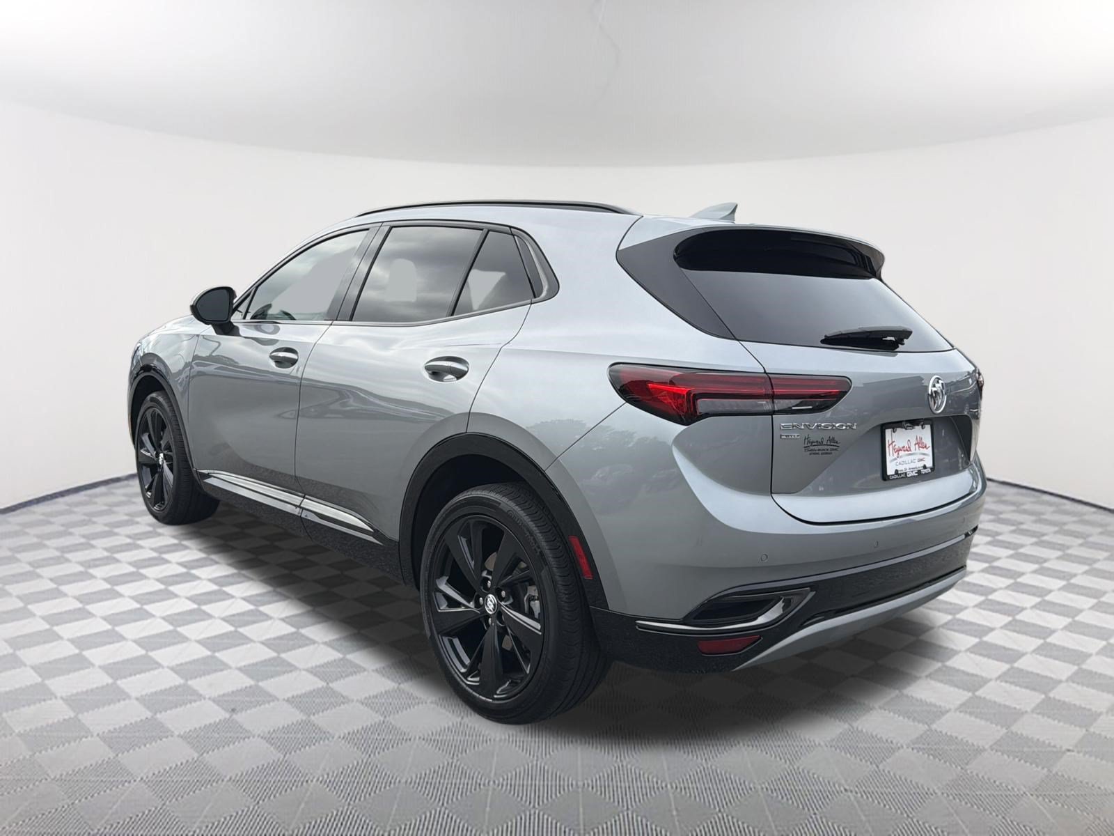 Used 2023 Buick Envision Essence w/ Technology Package I AWD/4WD image 8