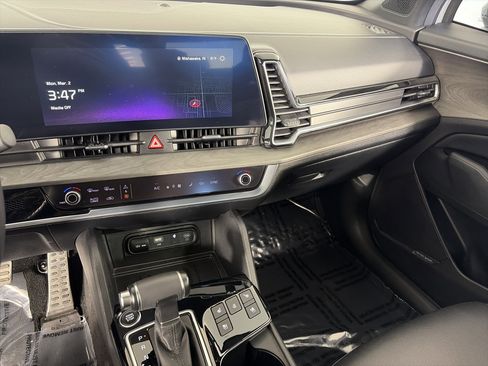 Certified 2024 Kia Sportage X-Pro Prestige image 4