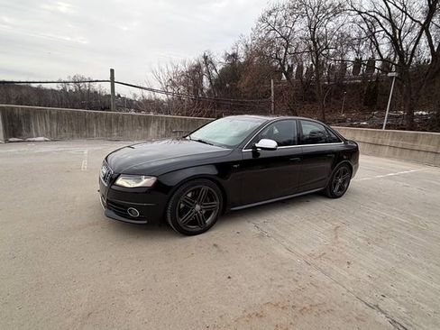 Used 2011 Audi S4 Prestige image 8