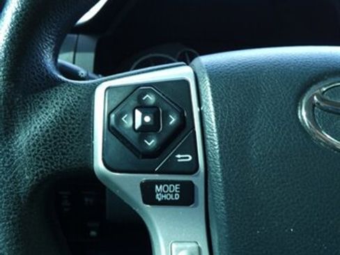 Used 2017 Toyota Tundra SR5 image 26