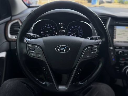 Used 2018 Hyundai Santa Fe FWD image 24