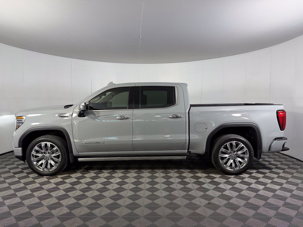 Used 2024 GMC Sierra 1500 Denali AWD/4WD image 11