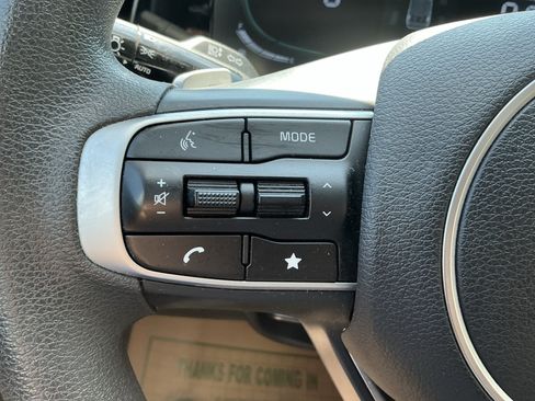 Certified 2023 Kia Sportage LX AWD/4WD image 17