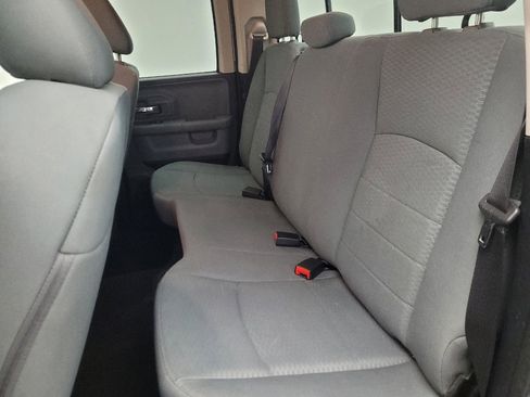 Used 2014 RAM 1500 Classic SLT image 18