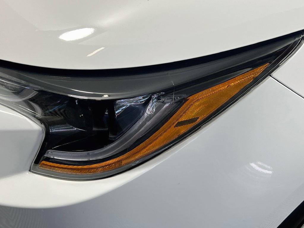 Used 2025 Toyota Corolla LE FWD image 9