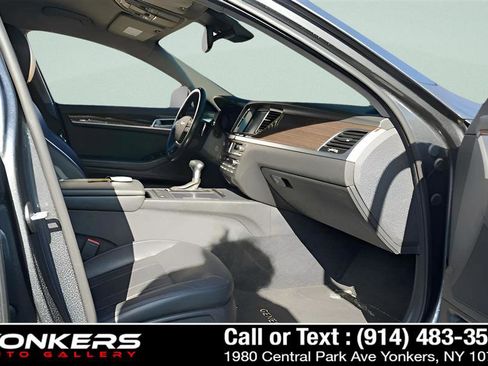 Used 2019 Genesis G80 3.8 image 25