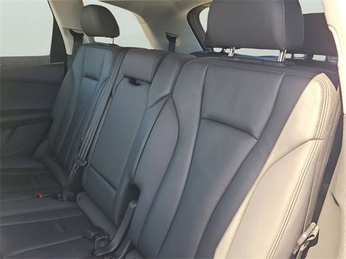 Used 2023 Audi Q7 3.0T Premium Plus image 11