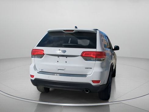 Used 2018 Jeep Grand Cherokee Limited image 24