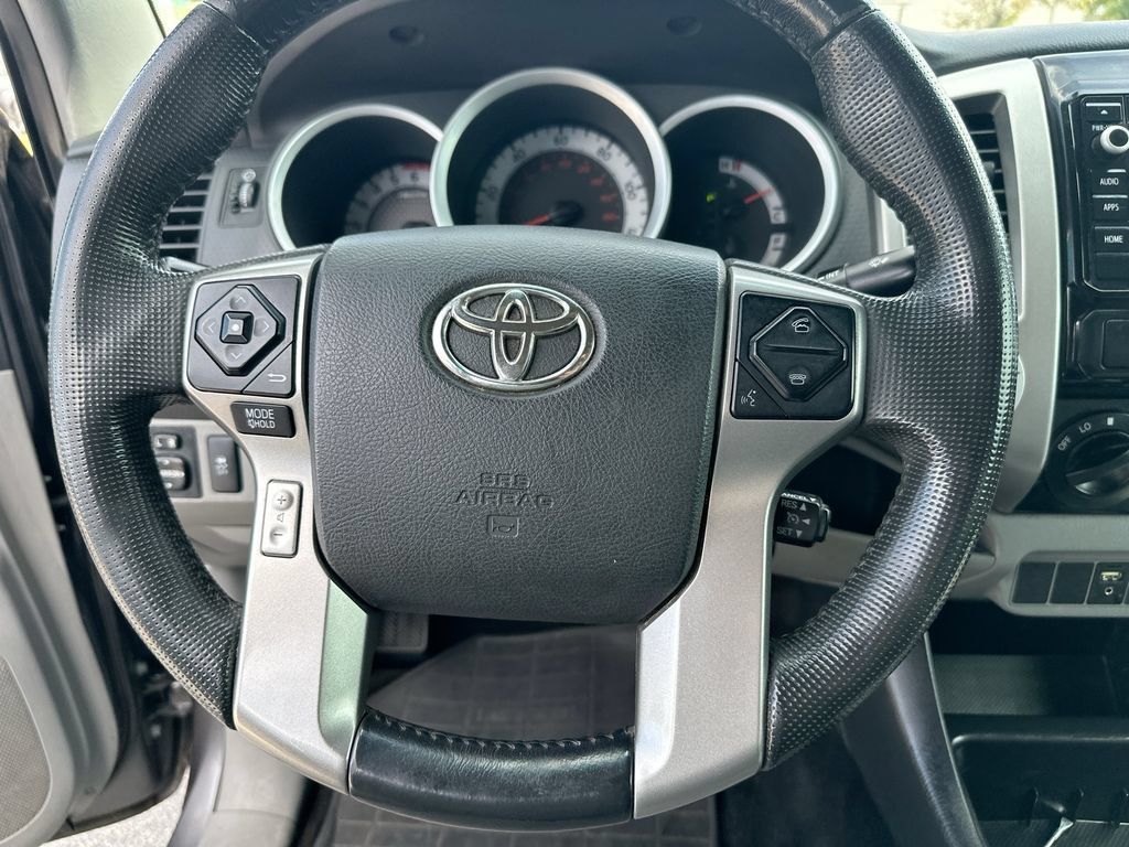 Used 2014 Toyota Tacoma 4x4 Double Cab w/ SR5 Package image 18