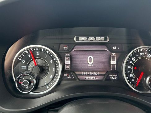 Used 2024 RAM 1500 Laramie image 13