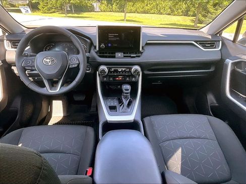 Used 2023 Toyota RAV4 XLE w/ Convenience Package AWD/4WD image 21