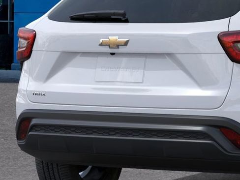 New 2026 Chevrolet Trax LS w/ LS Convenience Package image 14