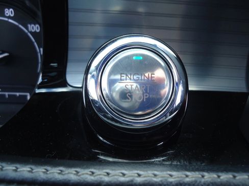 Used 2022 Lincoln Corsair AWD w/ Premium Package image 21