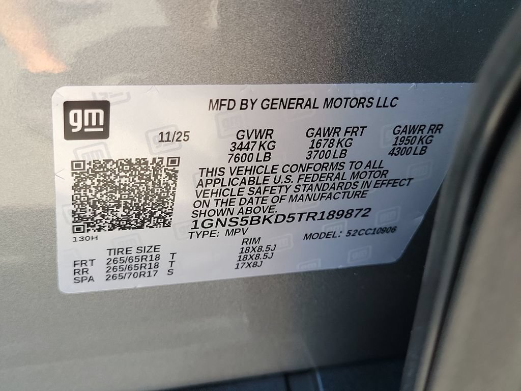 Used 2026 Chevrolet Suburban LS RWD image 33