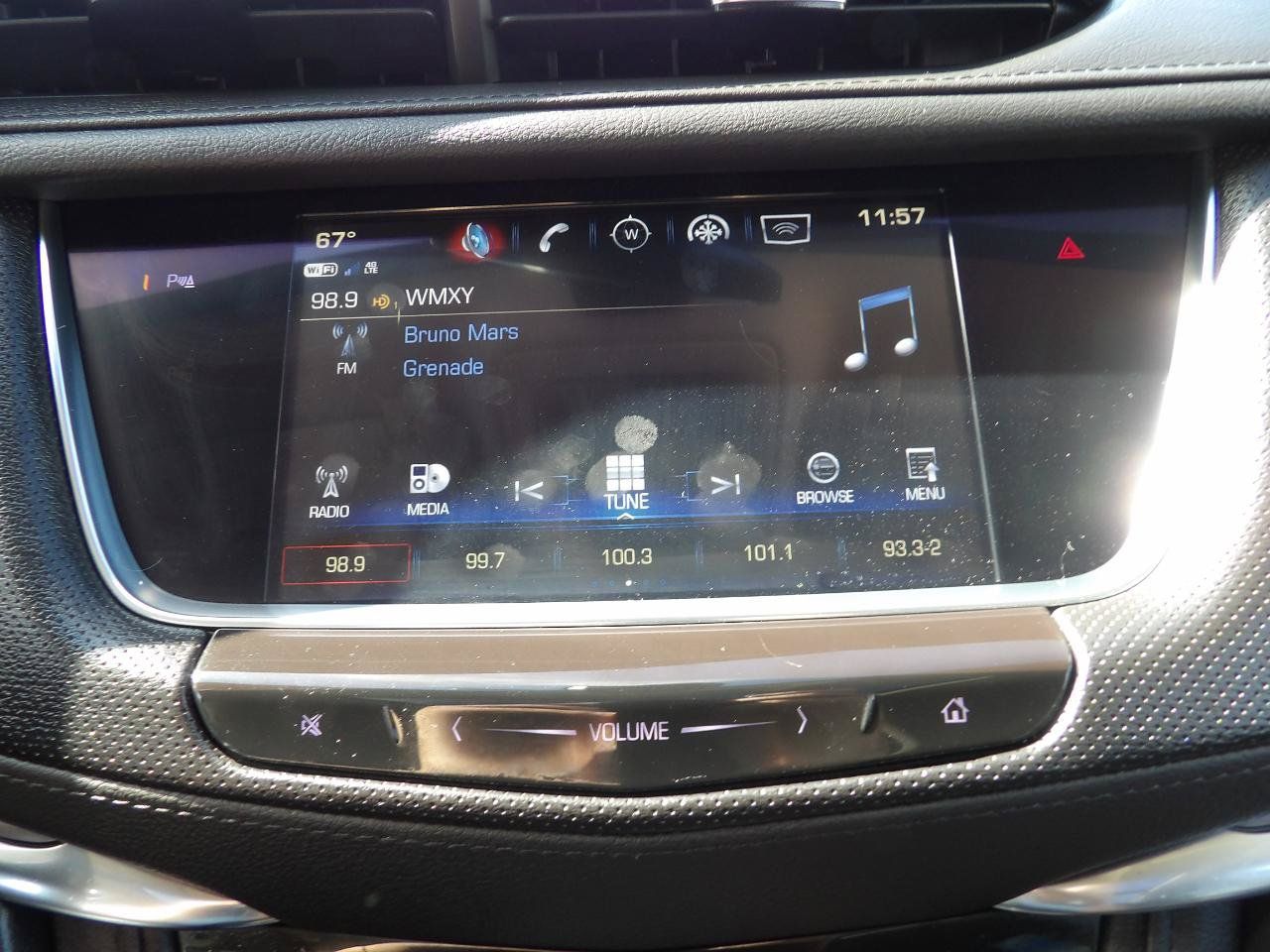 Used 2019 Cadillac XT5 Premium Luxury FWD image 19