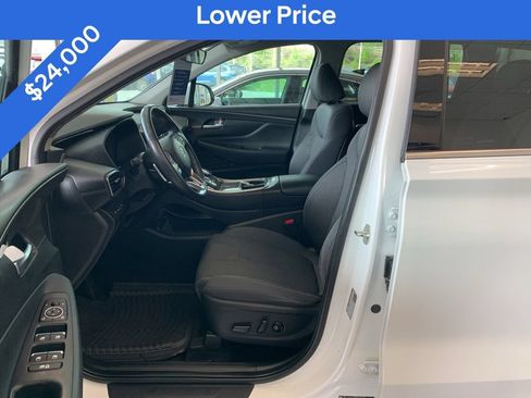 Certified 2023 Hyundai Santa Fe SEL w/ Cargo Package AWD/4WD image 3