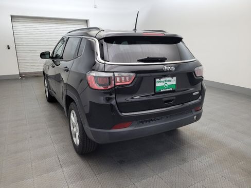 Used 2018 Jeep Compass Latitude FWD image 5