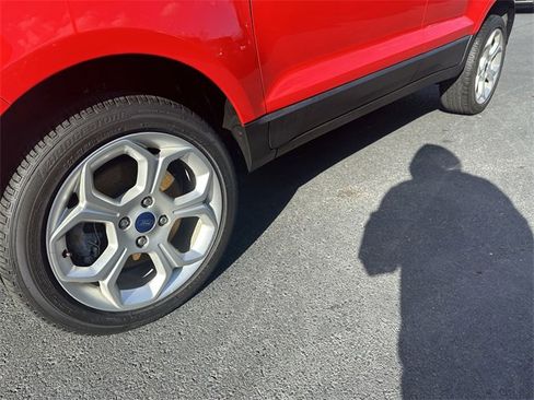 Certified 2021 Ford EcoSport SE w/ SE Convenience Package image 12