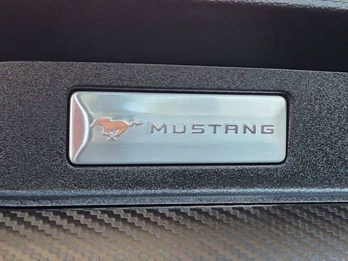 Used 2022 Ford Mustang Coupe RWD image 18