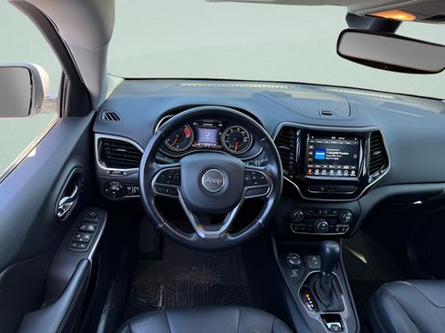 Used 2020 Jeep Cherokee Limited AWD/4WD image 7
