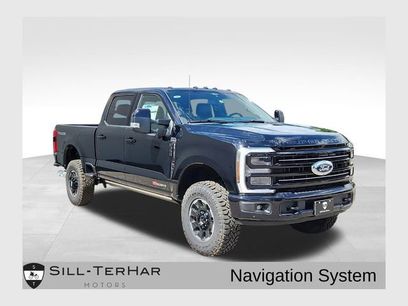 New 2025 Ford F350 Platinum w/ Tremor Off-Road Package